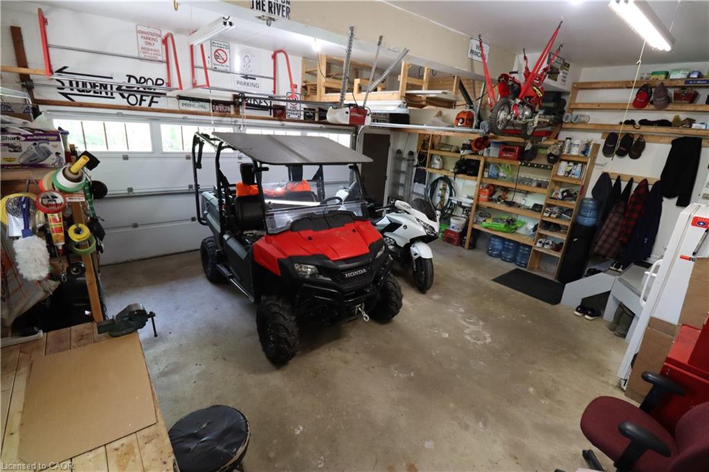 1814 Nafziger Road Property Photo 25