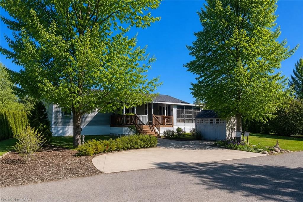 4449 Milburough Line Property Photo 1