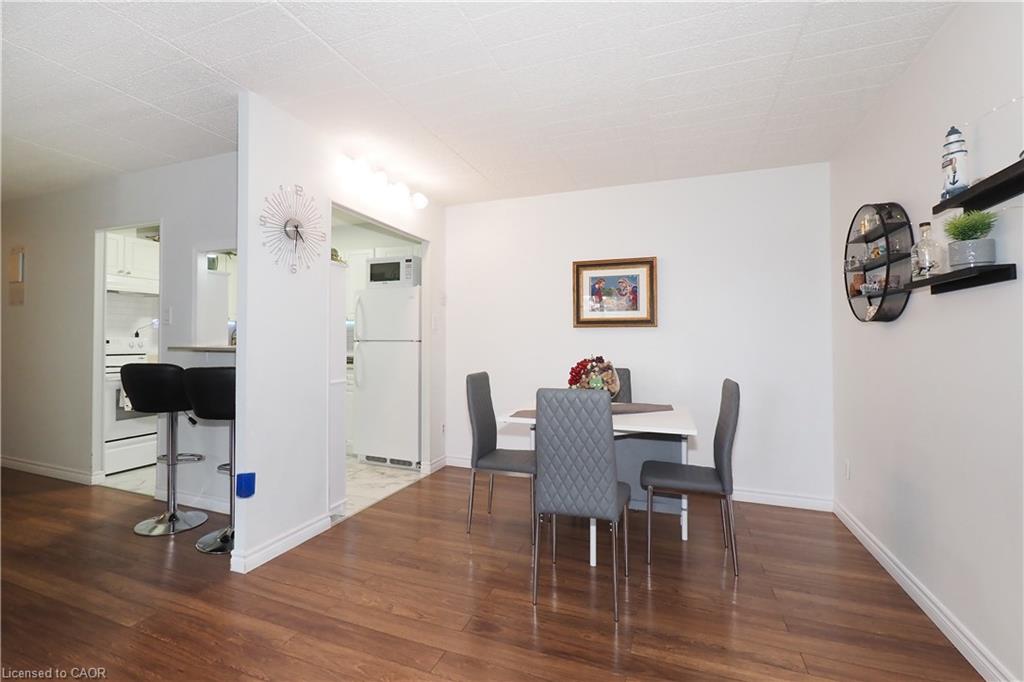206-6 Walton Avenue Property Photo 11