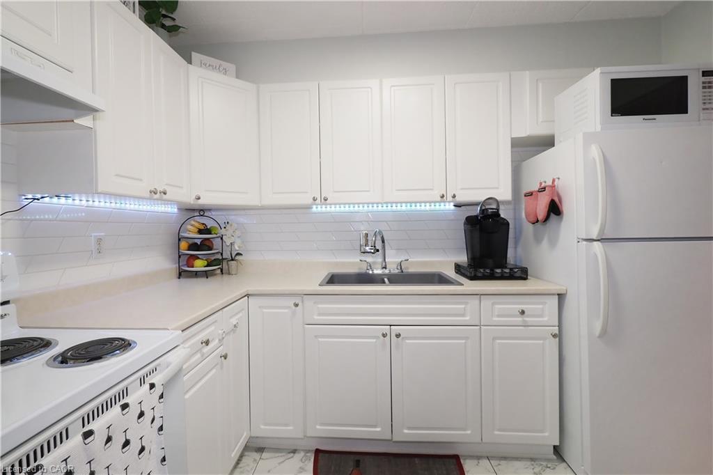 206-6 Walton Avenue Property Photo 16