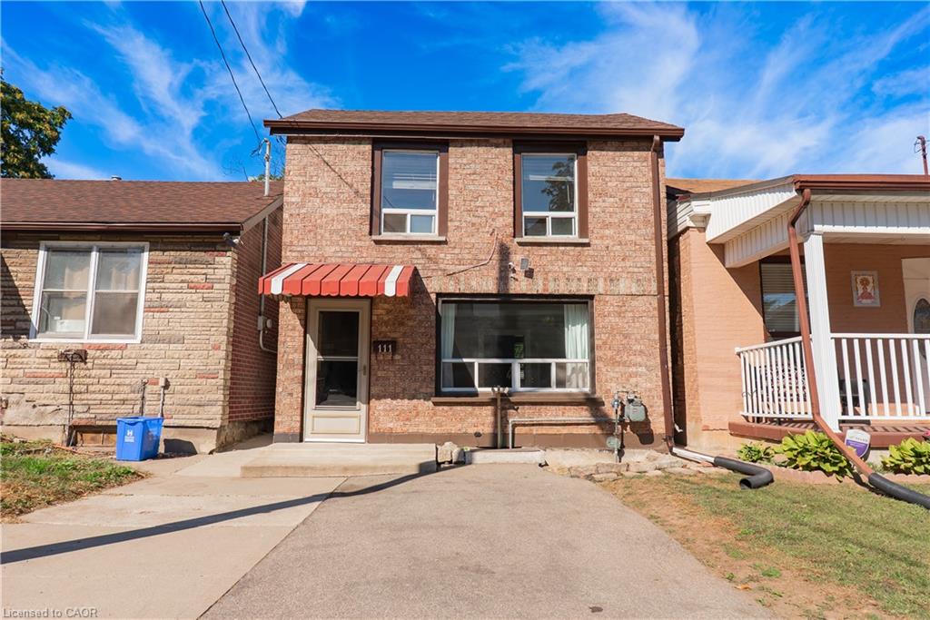 111 West Avenue N Property Photo 1