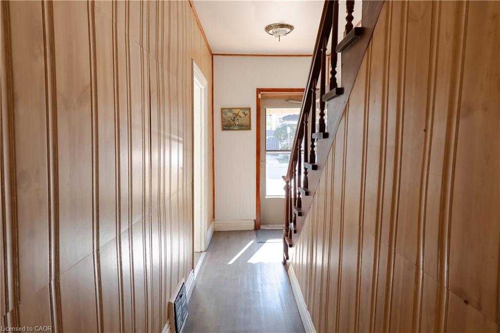 111 West Avenue N Property Photo 2
