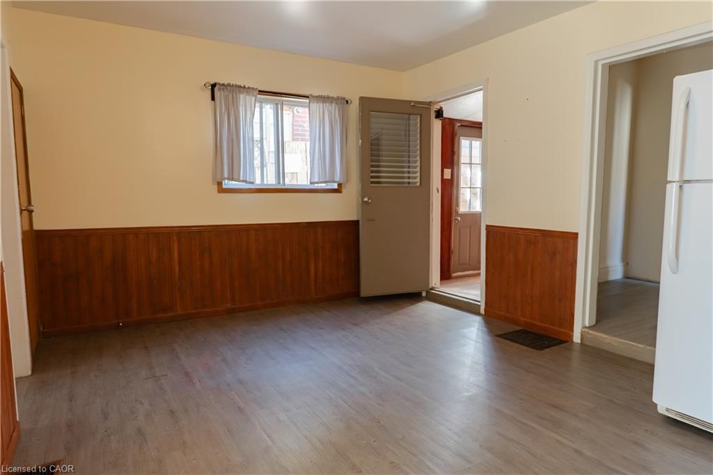 111 West Avenue N Property Photo 8