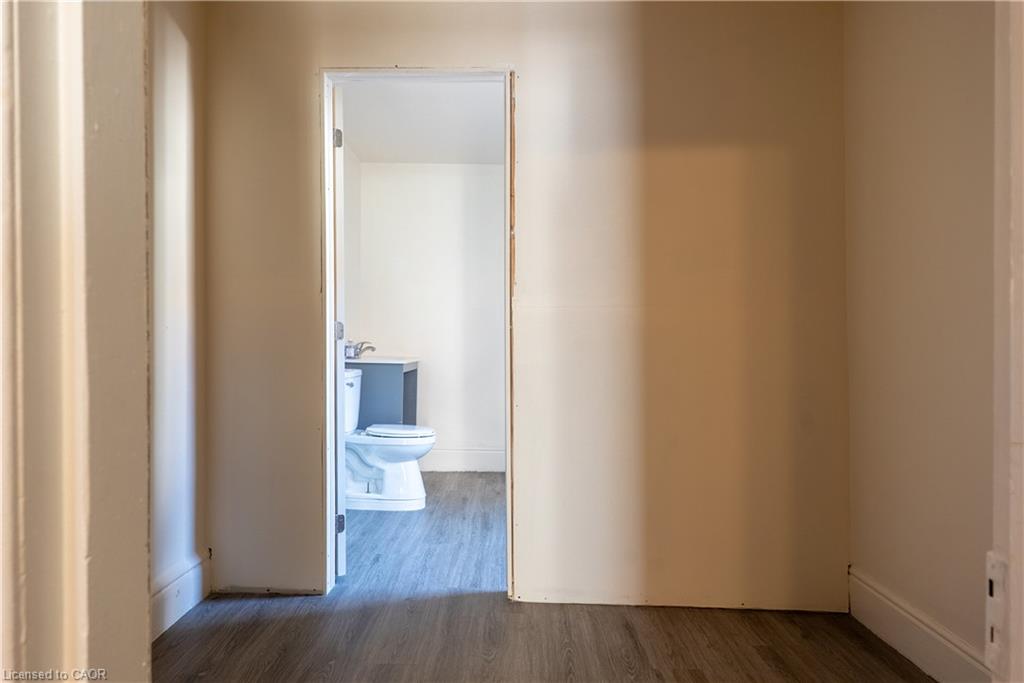 111 West Avenue N Property Photo 9