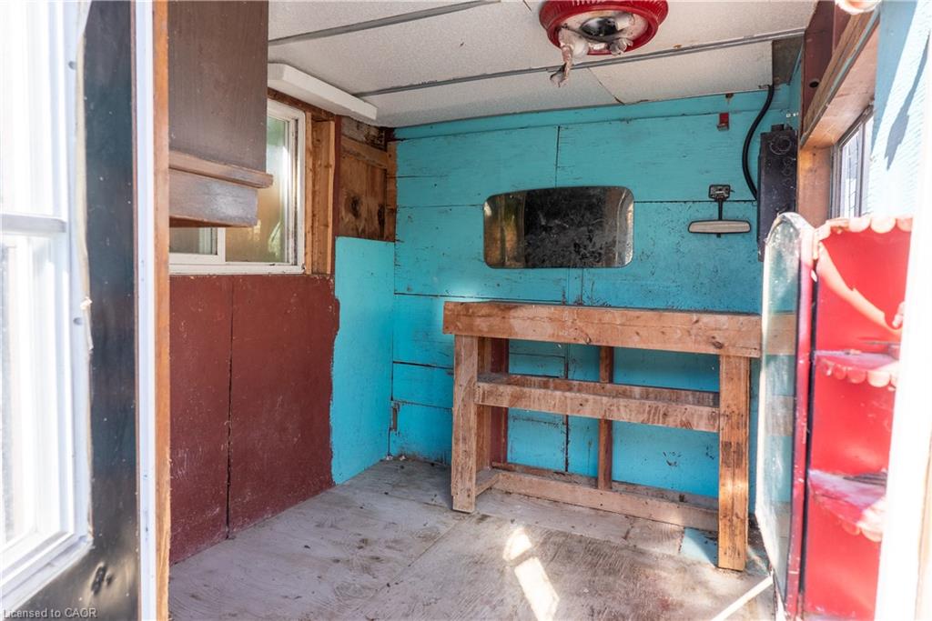 111 West Avenue N Property Photo 21