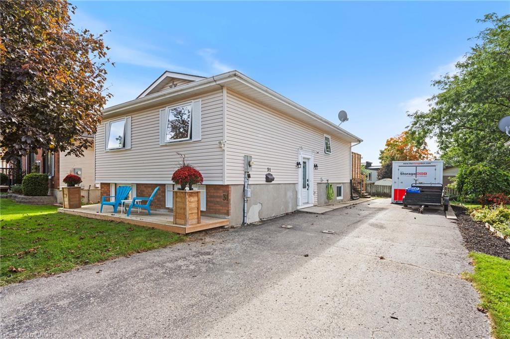 31 Beckett Boulevard Property Photo 2