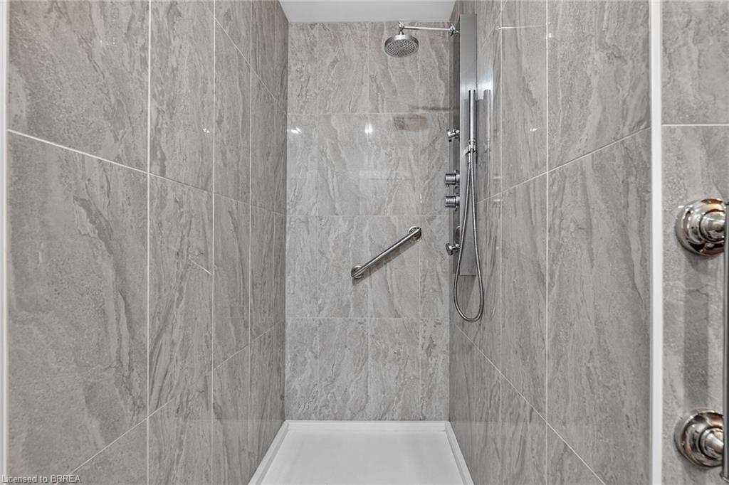 41 Kensington Avenue Property Photo 31