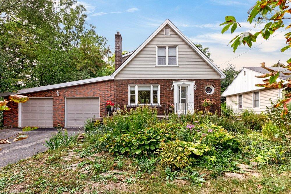 64 Tweedsmuir Avenue Property Photo 1