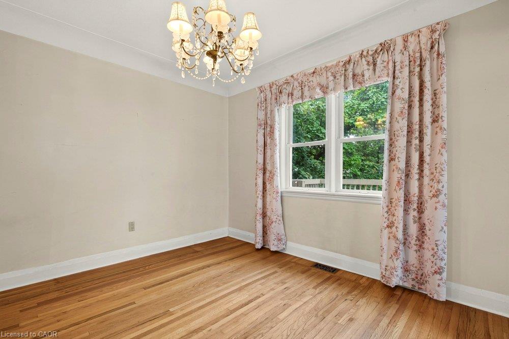 64 Tweedsmuir Avenue Property Photo 5