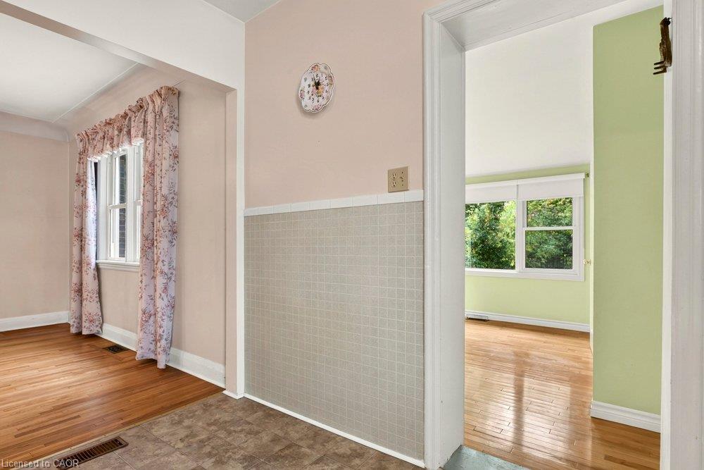 64 Tweedsmuir Avenue Property Photo 12