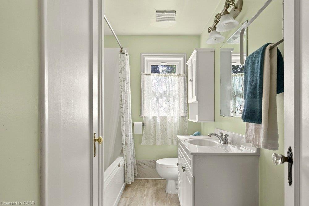 64 Tweedsmuir Avenue Property Photo 24