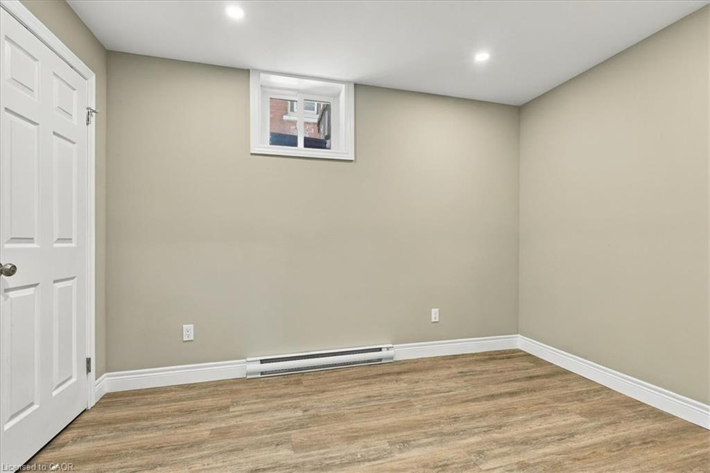 17 Eby Street S Property Photo 11