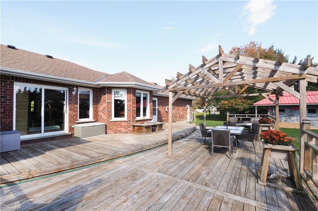 30 Nesbitt Street Property Photo 43