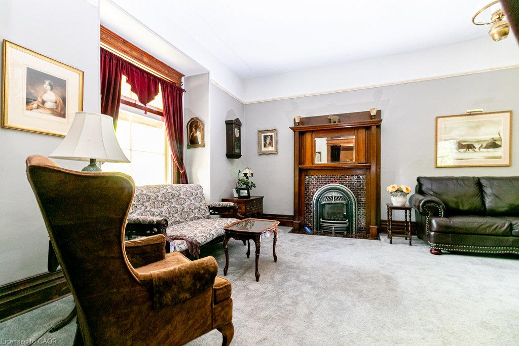 55 Cayley Street Property Photo 11