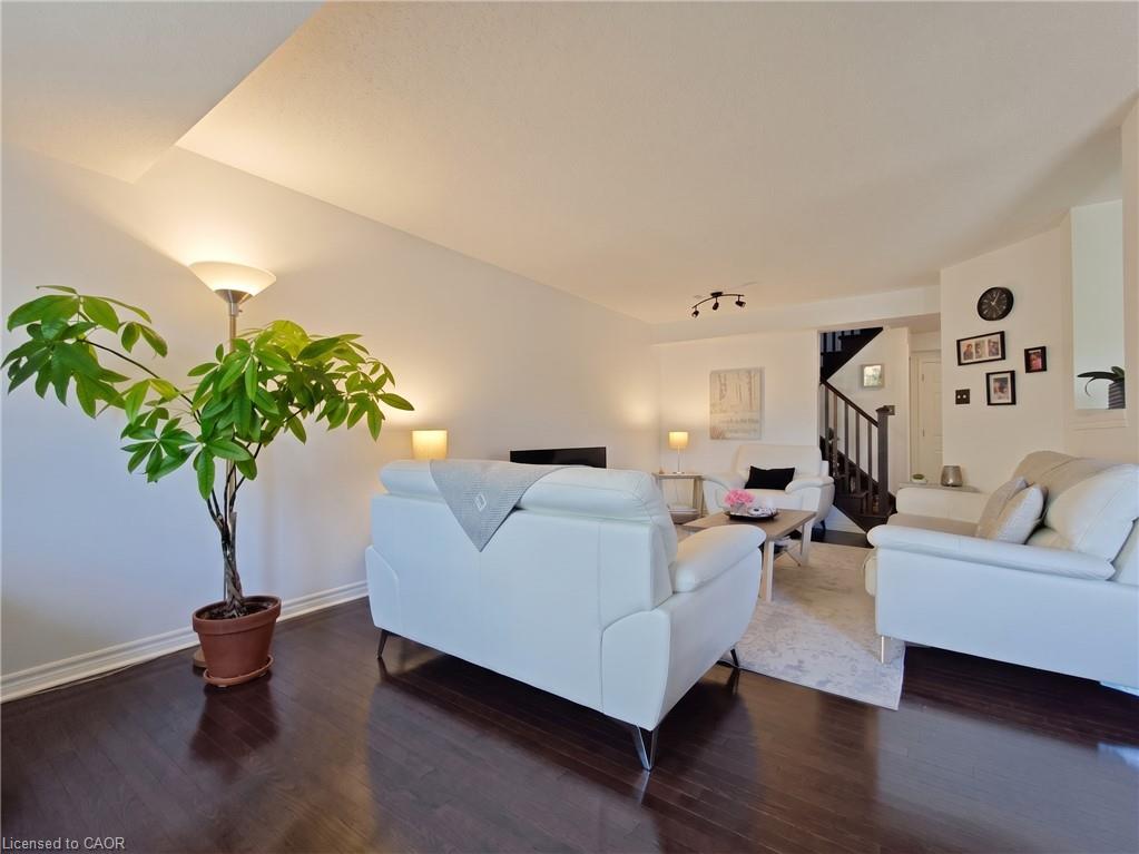 26 Wilkie Crescent Property Photo 5