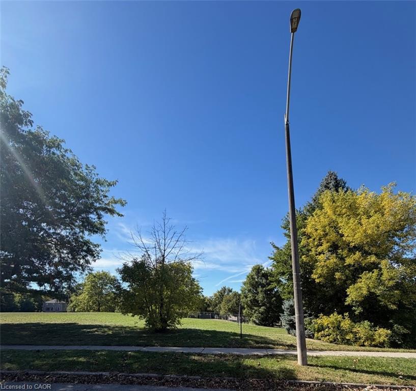 36 Lauris Avenue Property Photo 2