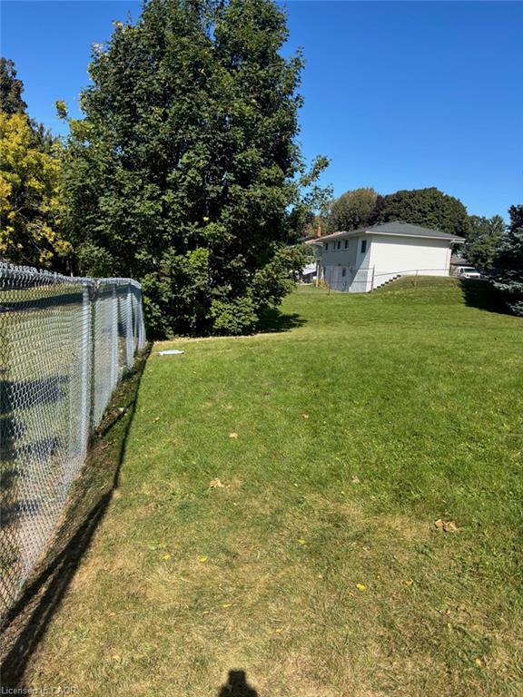 36 Lauris Avenue Property Photo 7