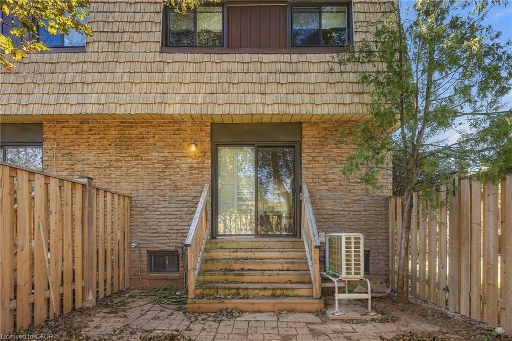 27-1518 Sixth Line Property Photo 25