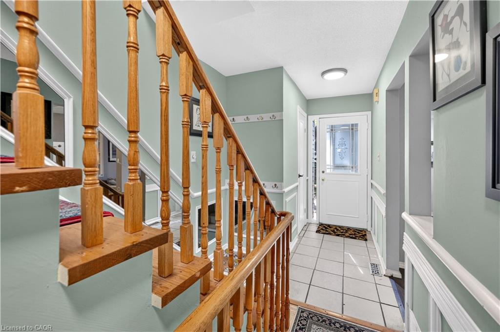118 Tamarack Drive Property Photo 10