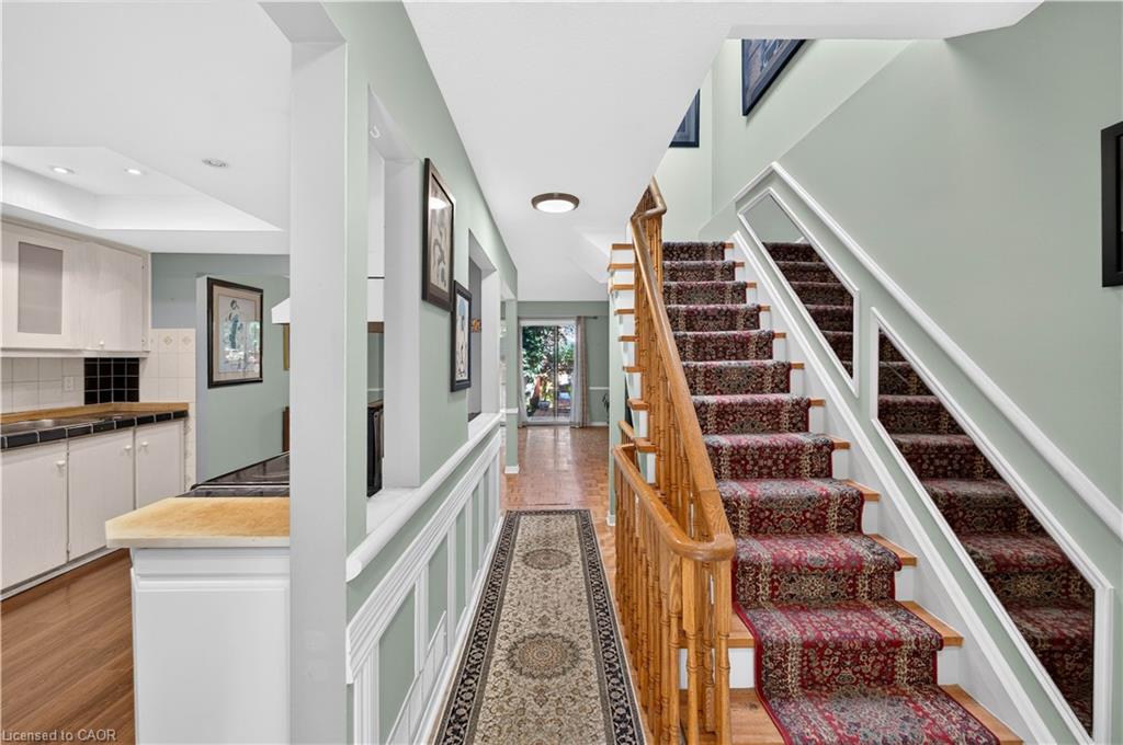 118 Tamarack Drive Property Photo 11