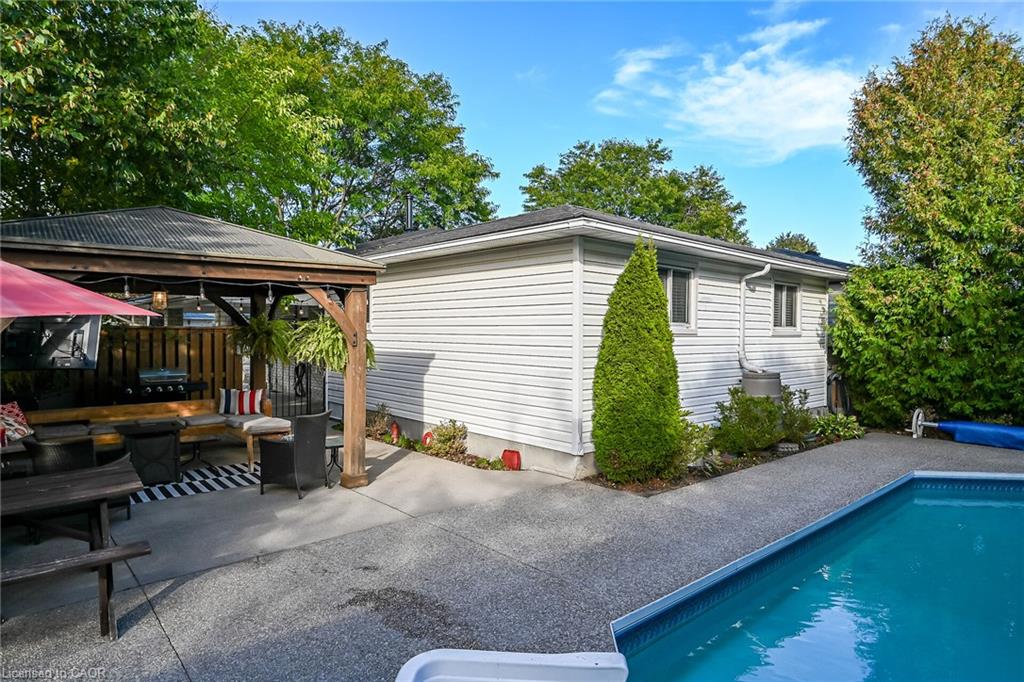 2 Adler Avenue Property Photo 46
