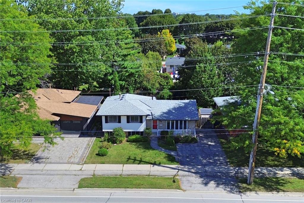 607 Walkers Line Property Photo 35