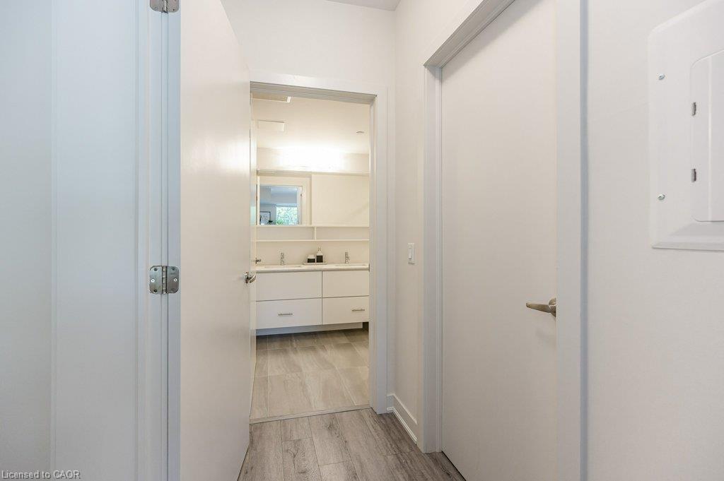 106-340 Plains Road E Property Photo 20