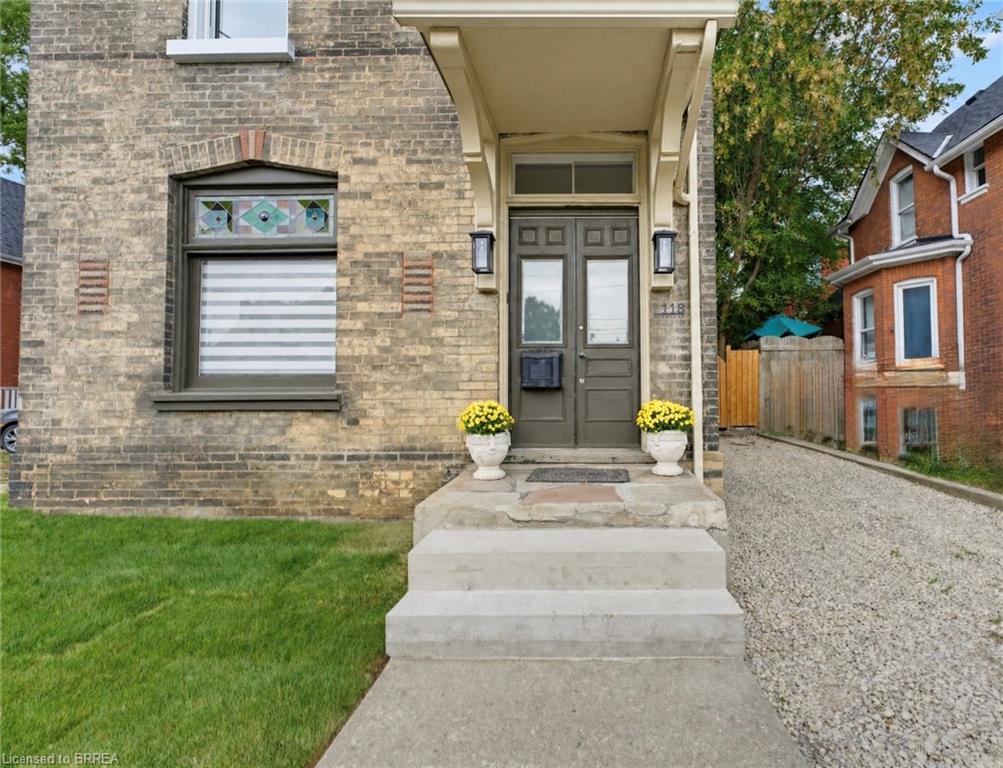 118 Clarence Street Property Photo 1
