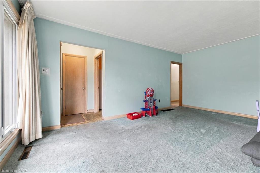 212 West 33rd Street Property Photo 19