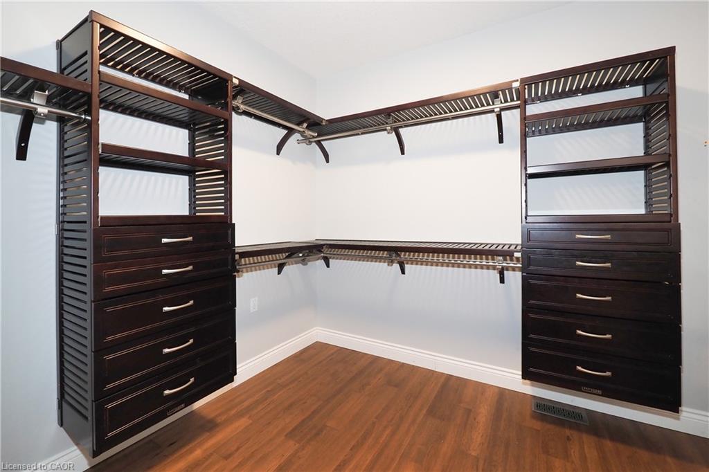 6d-350 Doon Valley Drive Property Photo 21