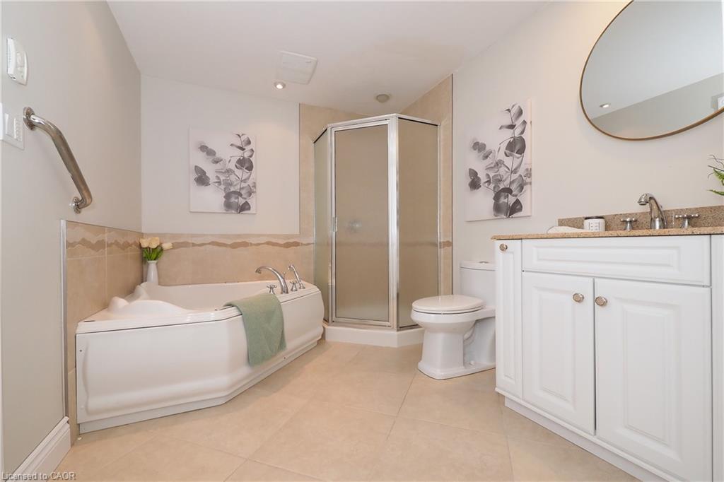6d-350 Doon Valley Drive Property Photo 29