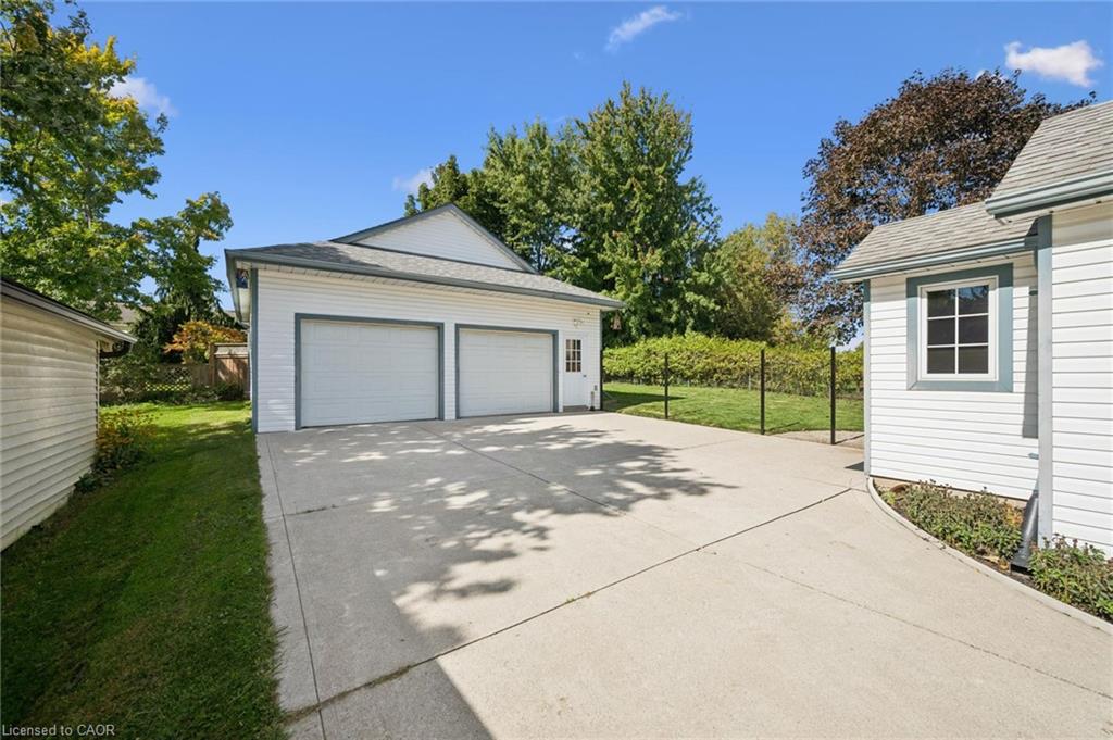 3600 Nafziger Road Property Photo 39