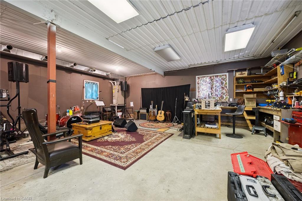 3600 Nafziger Road Property Photo 40