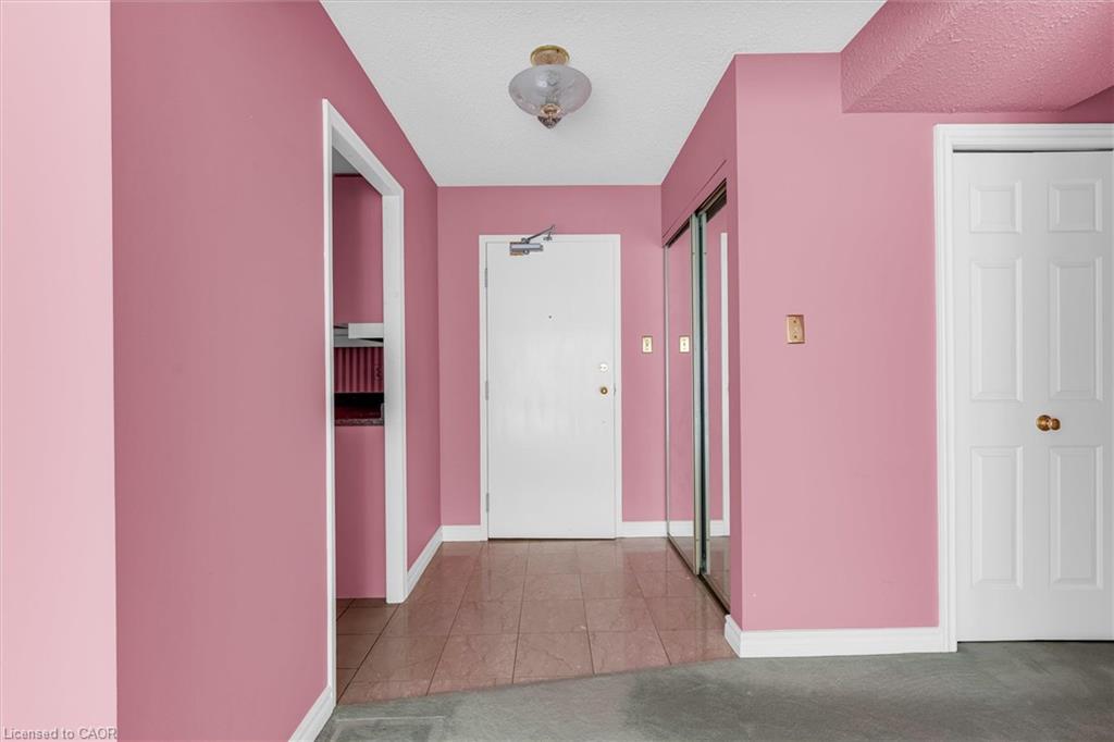 404-2121 Lakeshore Road Property Photo 5
