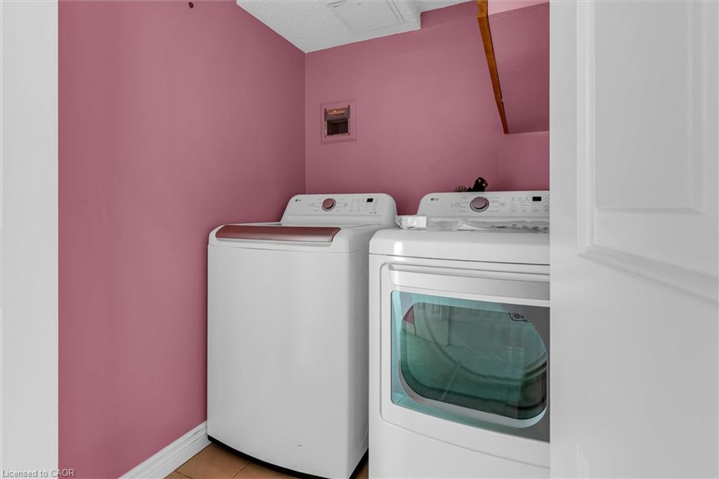 404-2121 Lakeshore Road Property Photo 13