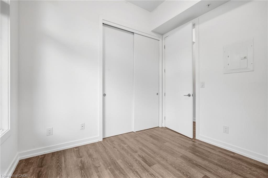 108-457 Plains Road E Property Photo 5