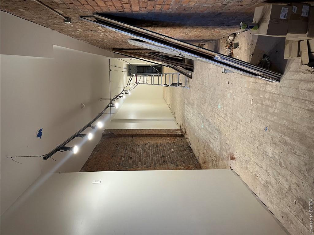 161 James Street N Property Photo 4