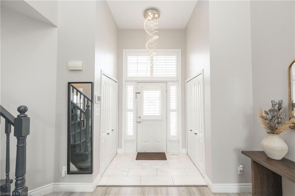 73 Appleblossom Drive Property Photo 11