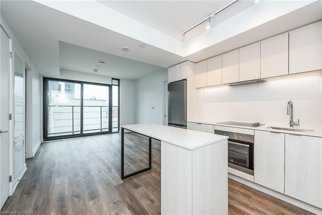 712-1 Jarvis Street Property Photo 6