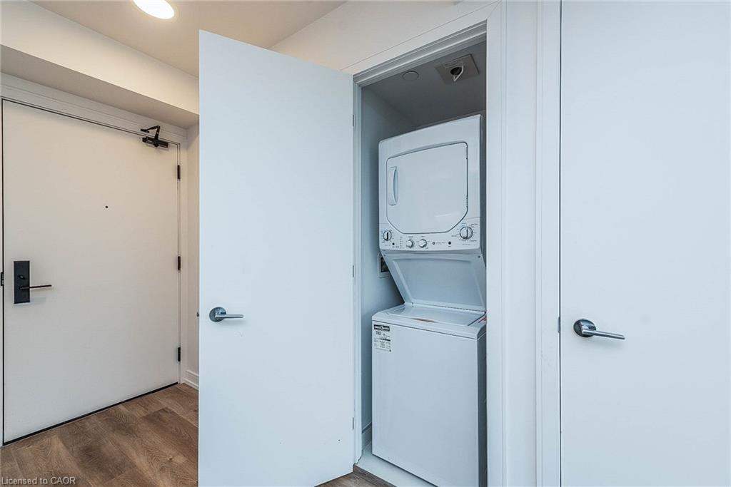 712-1 Jarvis Street Property Photo 13