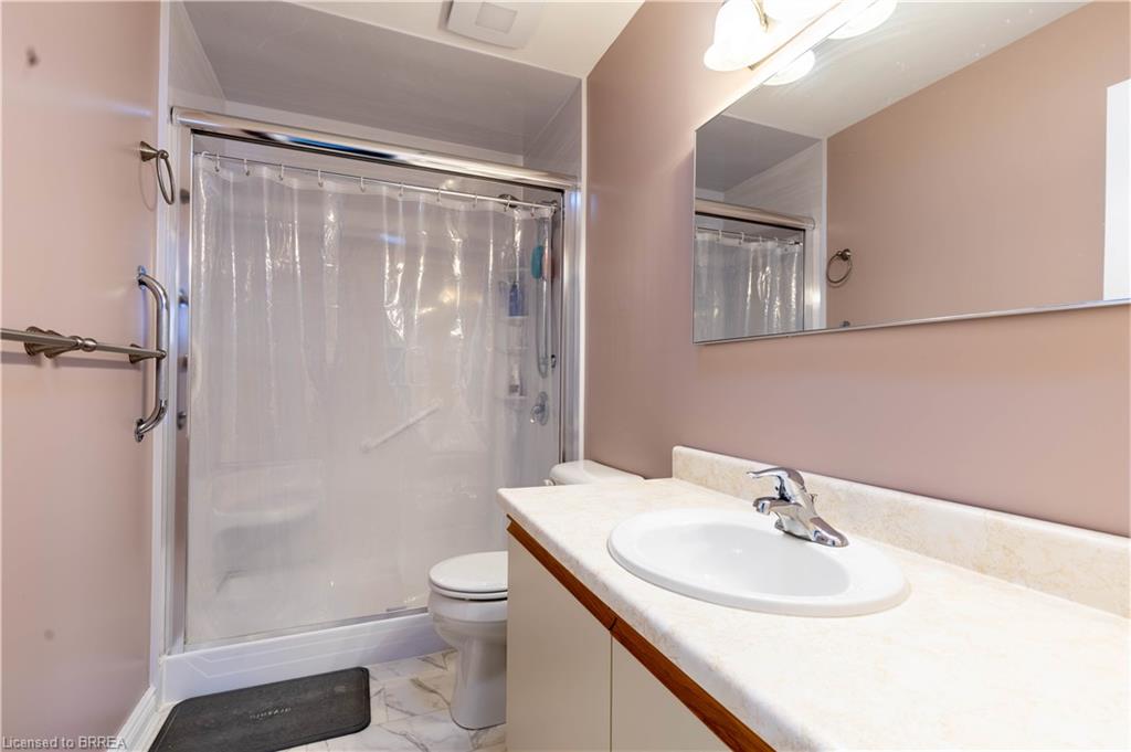 12 Hawkins Crescent Property Photo 18