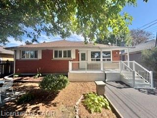 499 East 16th Street Property Photo 1