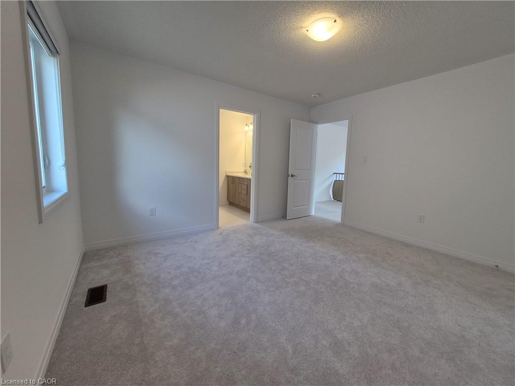 578 Telfer Street Property Photo 27