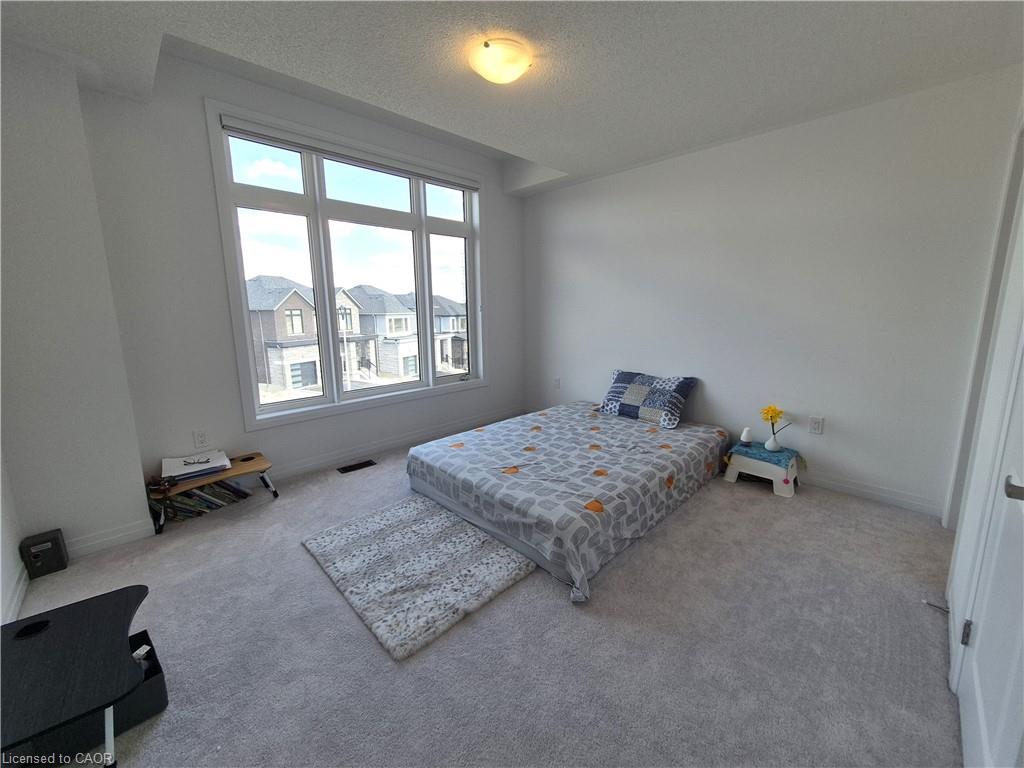 578 Telfer Street Property Photo 32