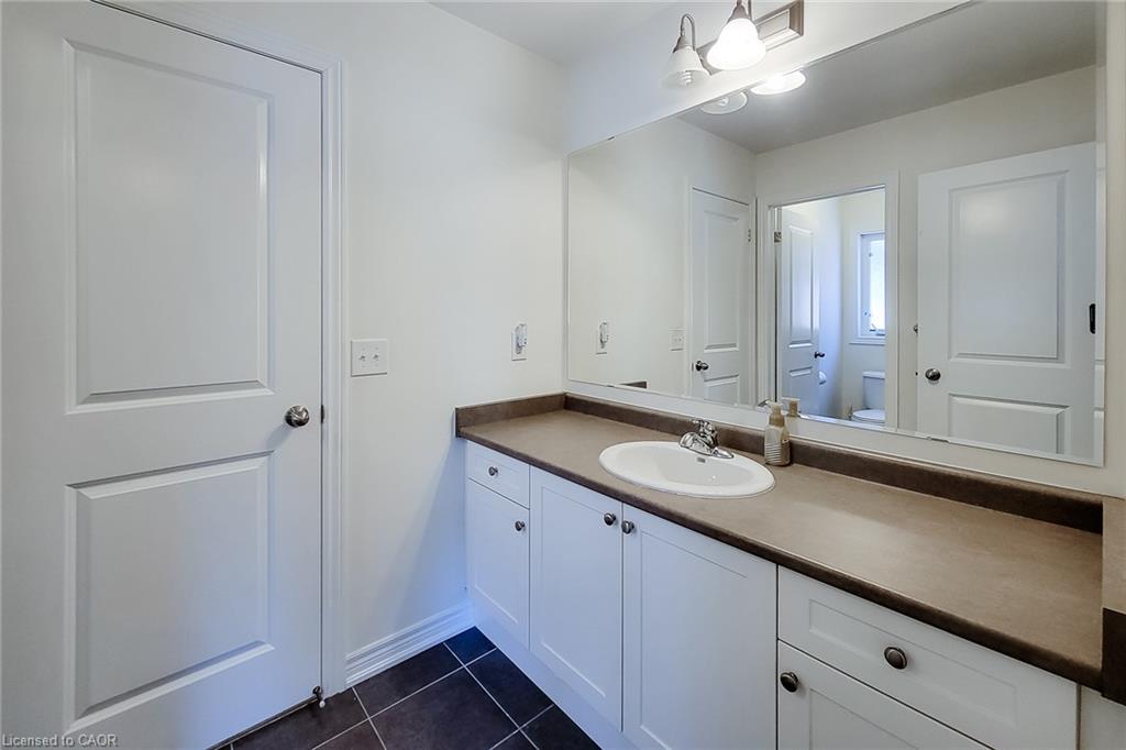 23 Curran Road Property Photo 38