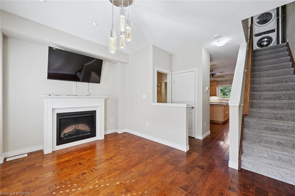 4 Cheltenham Mews Property Photo 10