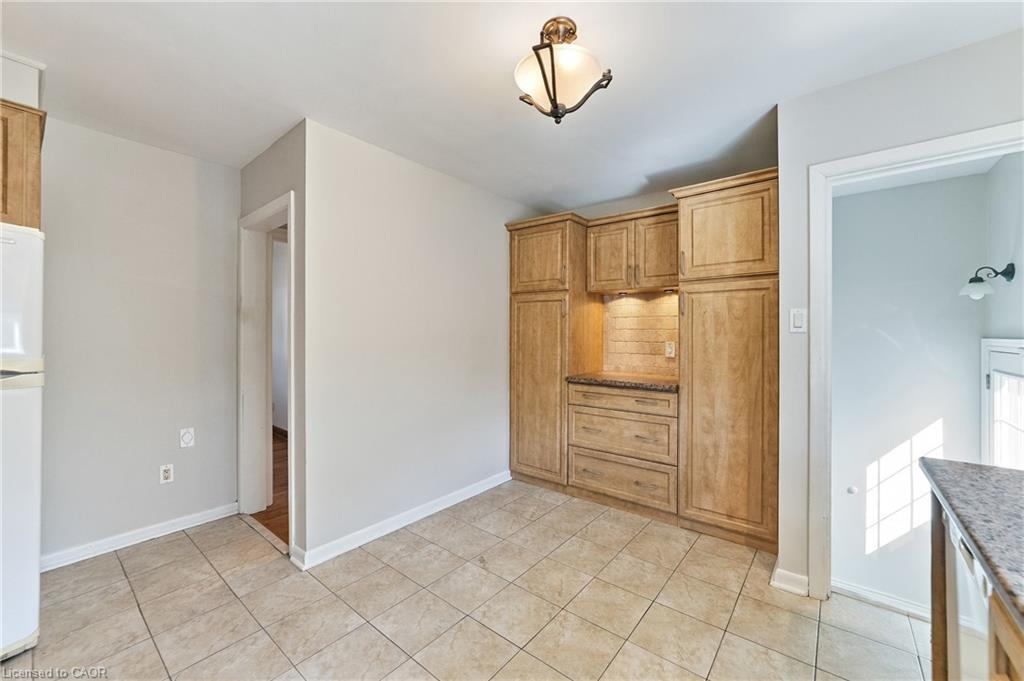 19 Endfield Avenue Property Photo 12