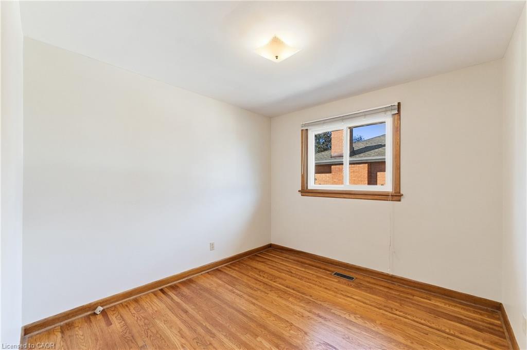 19 Endfield Avenue Property Photo 13