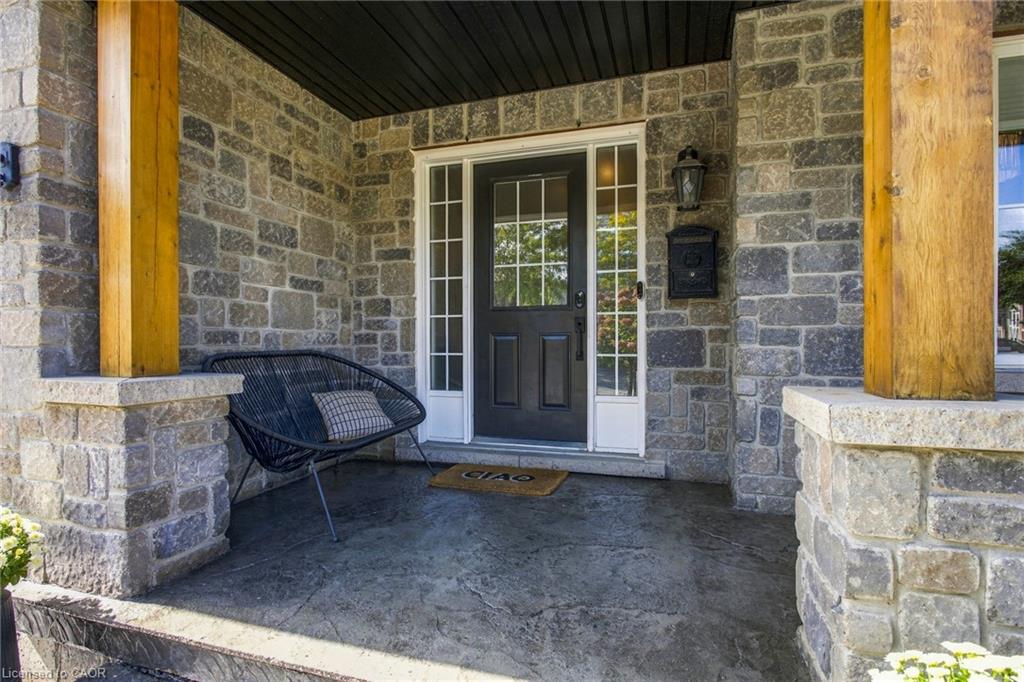 253 Upper Mount Albion Road Property Photo 5