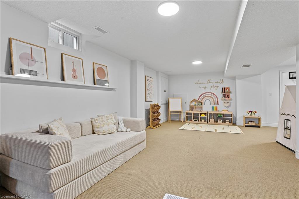 253 Upper Mount Albion Road Property Photo 36